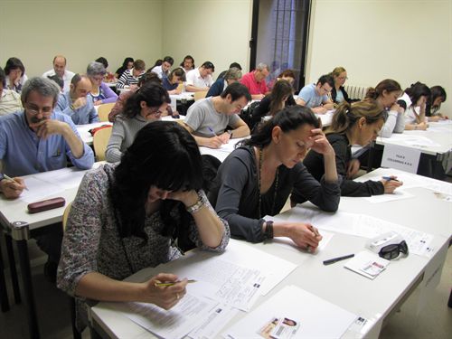 La Universidad de Extremadura ha presentado la convocatoria de la prueba de Acceso a la Universidad para mayores de 25 años, nmayores de 40 y para mayores de 45 años del ejercicio 2011